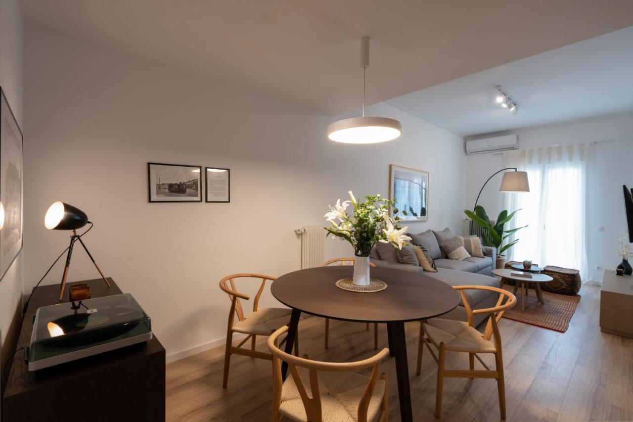 Unique 2 Bedrooms Apartment, Steps To Plaka And City Center Atenas Exterior foto